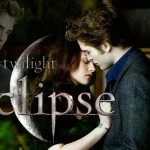 Eclipse set a new record for biggest midnight opening in the United States and Canada in box office history, grossing an estimated $30 million in over 4,000 theaters. The record was formerly held by the previous film, The Twilight Saga: New Moon, with $26.3 million in 3,514 theaters.